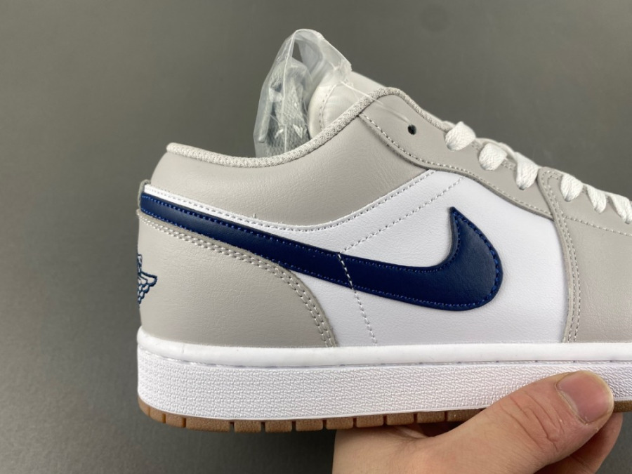 georgetown jordan 1 low